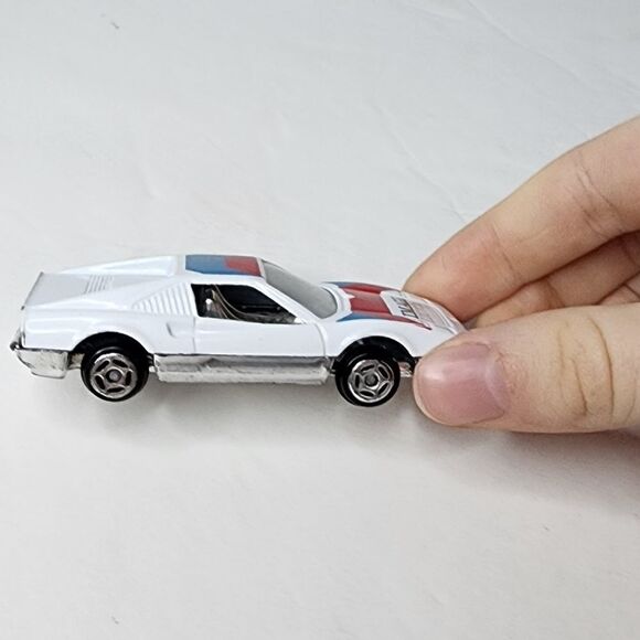 Summer Marz Karz Image No.8902 Ferrari 308 GTS 1/64 Diecast Toy Race Car Used - Picture 2 of 10